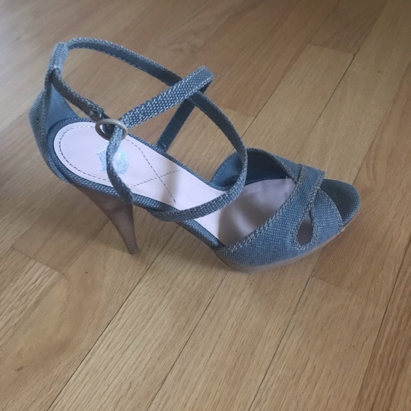 New Miss America Denim Heel - Picture 2 of 6